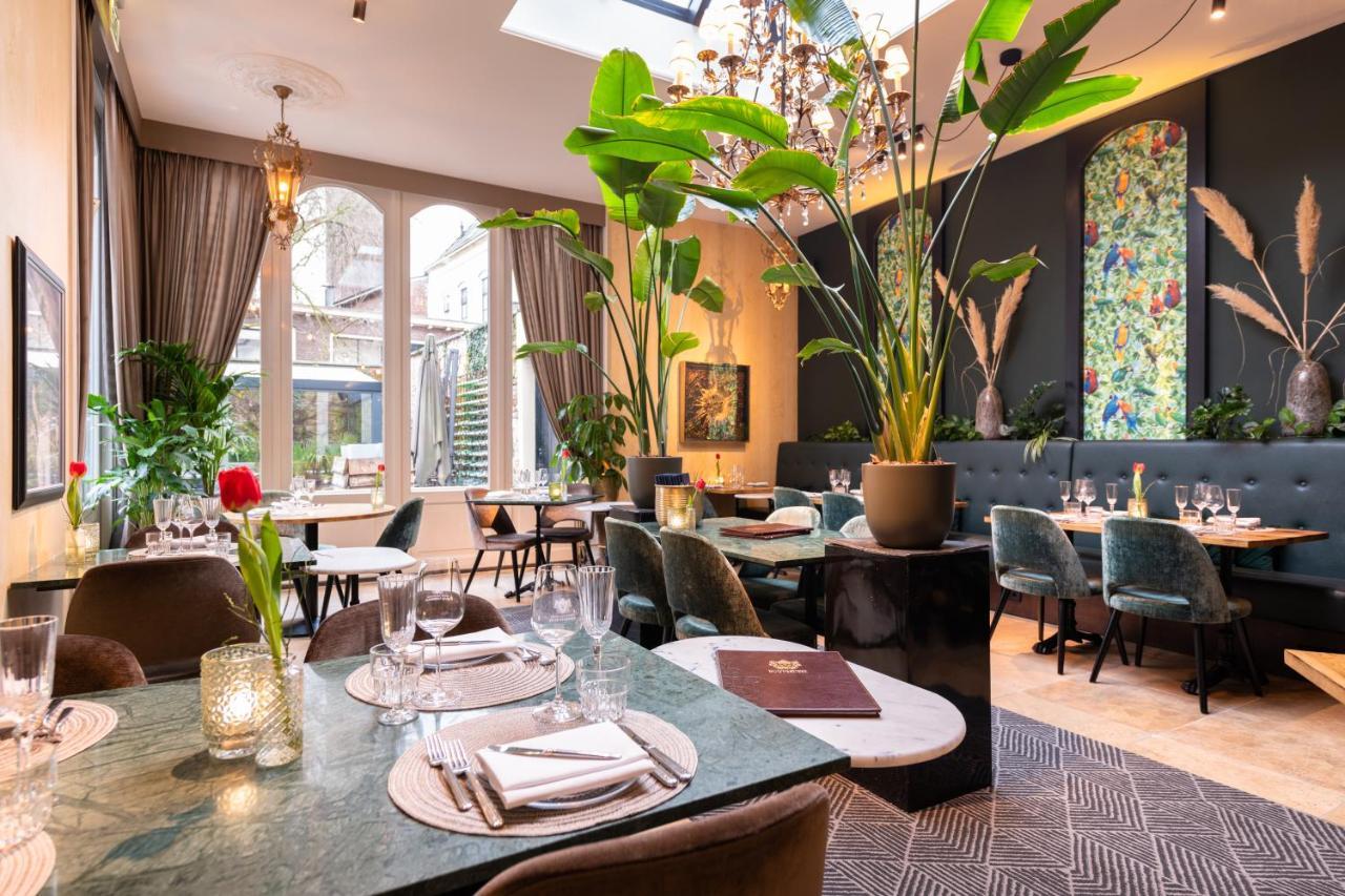 Grand Boutique Hotel-Restaurant Huis Vermeer เดเวนเตอร์ ภายนอก รูปภาพ
